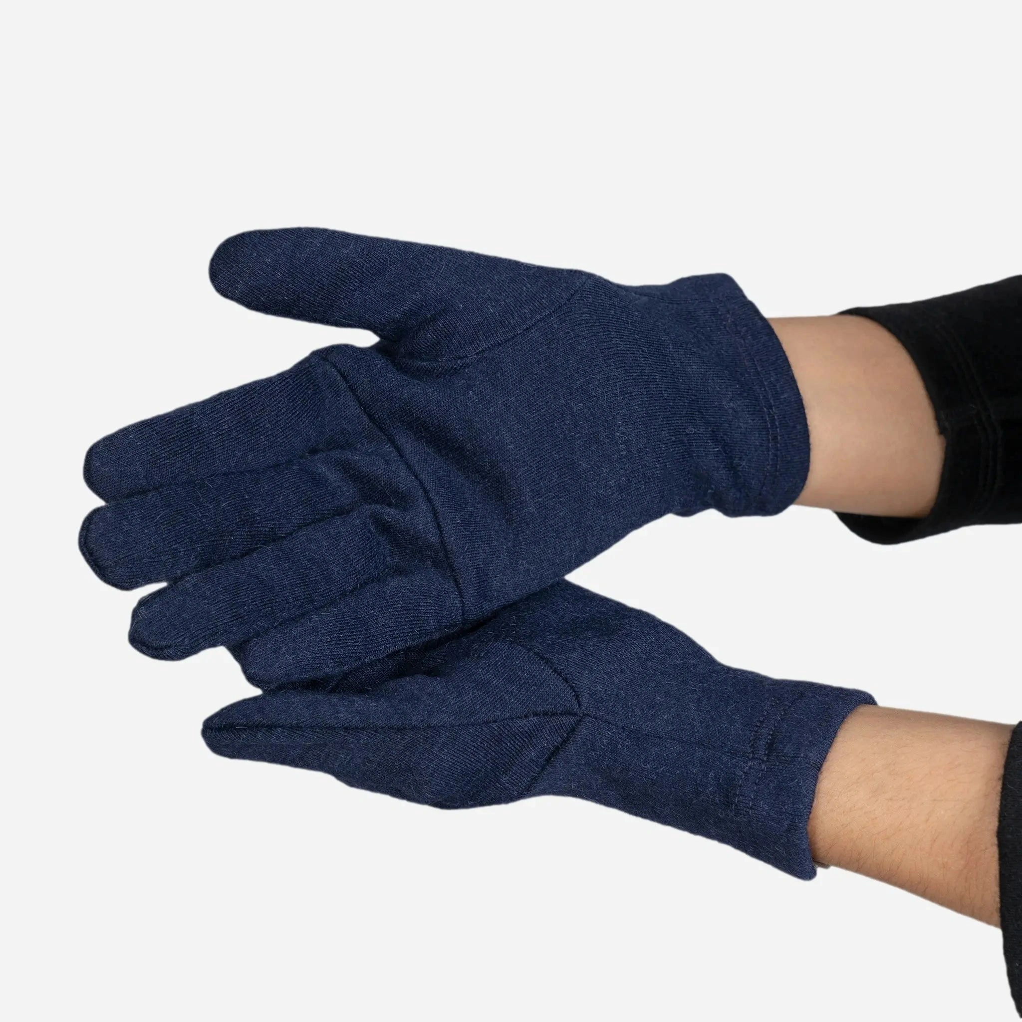Cozy Unisex Alpaca Wool Gloves – Perfect Warmth, 420 Midweight Comfort.